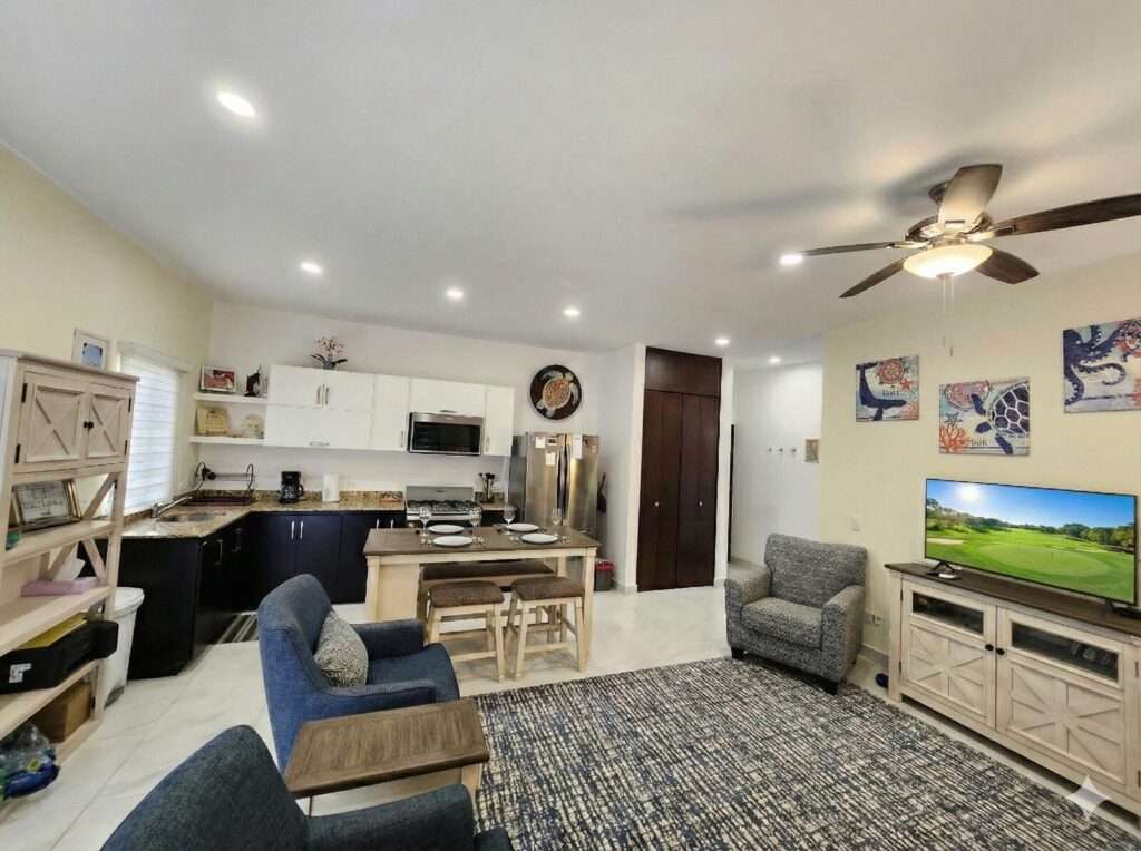 Los Cabos Luxotica Ii Luxottica II - Unit 304Luxottica II is a 3-story, 15-Unit Condo Complex Located just minutes from downtown Cabo San Lucas. The complex was completed in March 2021.Unit 304Original owner since 2021. Unit has been very gently used, only used about 2-3 weeks each – 304 Loma Alta, Cabo San Lucas, BS