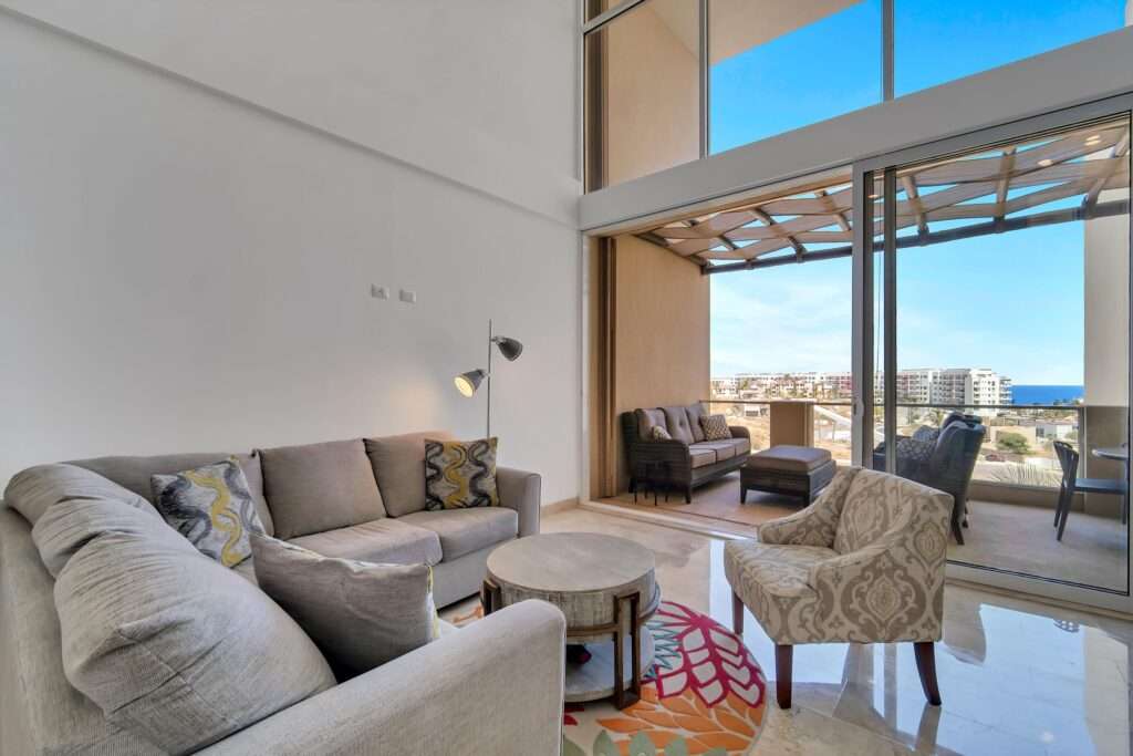 Los Cabos Mirador Experience the best of San Jose del Cabo living in this bright and cheery remodeled 3-bedroom, 3-bath ocean- – 701 Paseo de las Misiones, San Jose del Cabo, BS