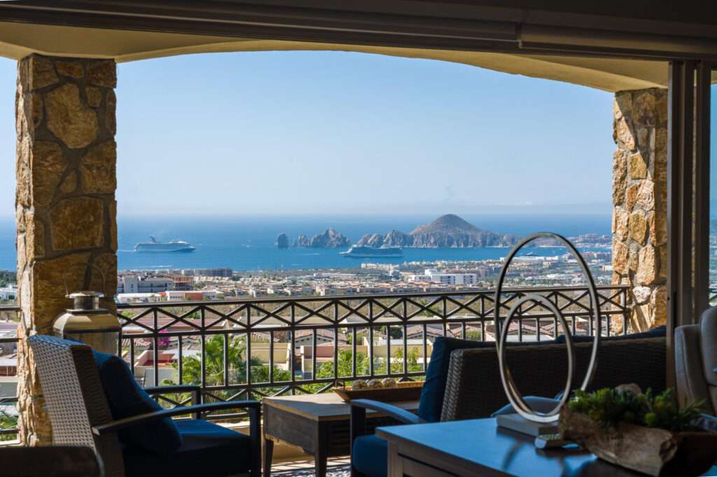 Los Cabos Ventanas Move-in ready and priced to sell! Welcome to this stunning 2-bedroom, 2-bathroom fully furnished condo in the highly sought-after Ventanas Residences Phase 3B -- one of Cabo San Lucas' most beloved residential communities. From the moment you step inside, you'll be captivated by breathtaking, unobstructed – Arch View 2 BED, Cabo Corridor, Cabo Corridor, BS