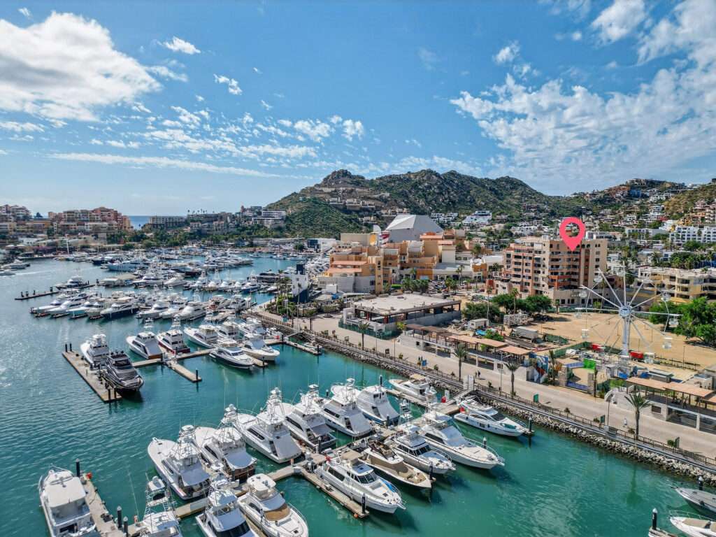 Los Cabos Plaza Nautica Turn-key 1,884 SqFt 2-bedroom condo on the 6th floor of Plaza Nautica. Elevator access and stunning marina and city – Boulevard Marina, Cabo San Lucas, BS