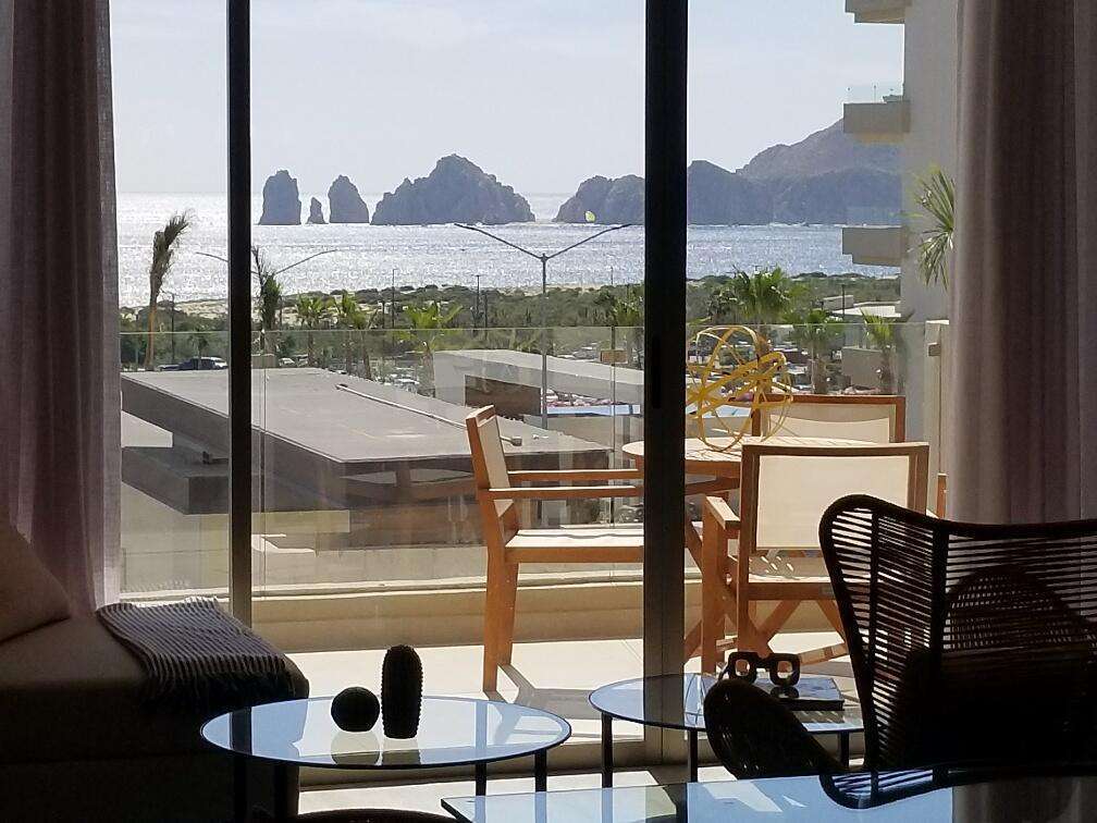 Los Cabos Vista Vela **Please read Private remarks.** Contingency!!Welcome to a great condo, very nice & has a couple unique features that other do not have. It is w/out a doubt one of the best 3 bdrm, 3 bath, units in all the Vista Velas developments!★The for sale