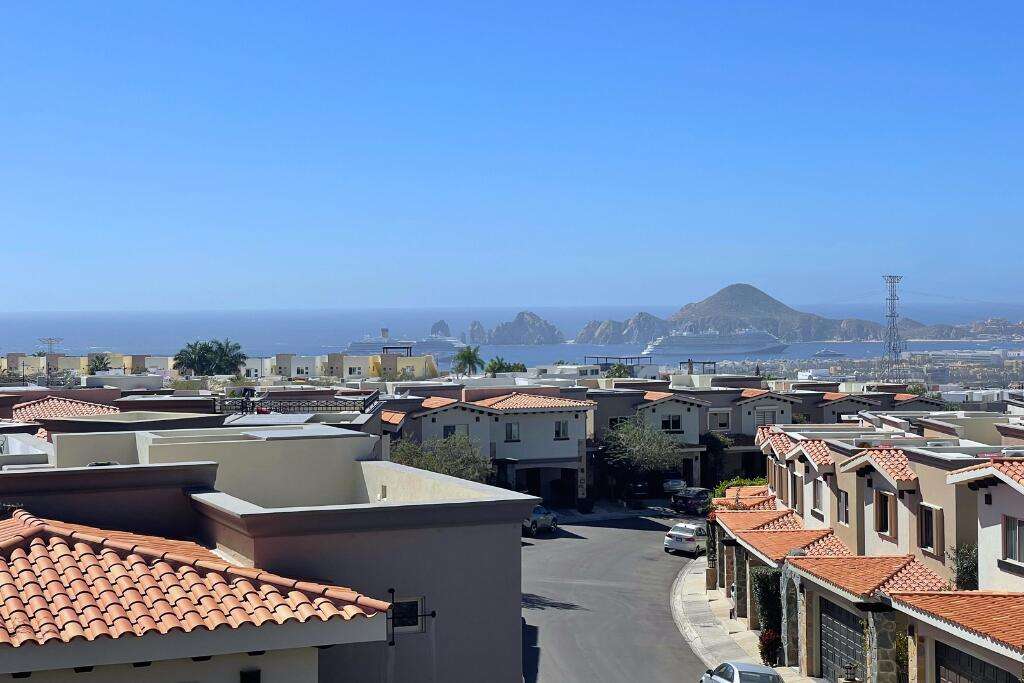 Los Cabos Lomas Del Pacifico If you're looking for a home that captures true Mexican charm, this is it. This 2-bedroom, 2-bath home plus office sits on a large 804 m² lot on the Pacific side of Cabo, where you'll enjoy the cool ocean breezes and relaxed coastal living. The home features warm, traditional finishes, open living spaces, and a spacious 3-car garage—perfect for vehicles, storage, or a workshop. The generous lot offers plenty of room to expand or create your dream outdoor retreat. Located in a peaceful area just minutes from the beach and downtown Cabo San Lucas, this property is ideal as a full-time residence, vacation getaway, or investment opportunity. Experience authentic Baja living—where every sunset feels like home. for sale