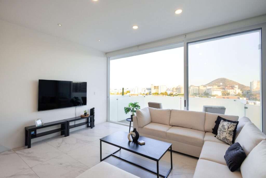 Los Cabos Marea Los Cabos Discover this exceptional, fully furnished, two-story penthouse in the Golondrina building at Marea, Cabo San Lucas. Spanning two spacious stories, this beautifully maintained residence features three bedrooms and four full bathrooms, making it perfect for comfortable living or as a lucrative rental property. The unit boasts a private rooftop with a spa, ideal for relaxing and entertaining while soaking in stunning ocean – Golondrina, Cabo San Lucas, BS