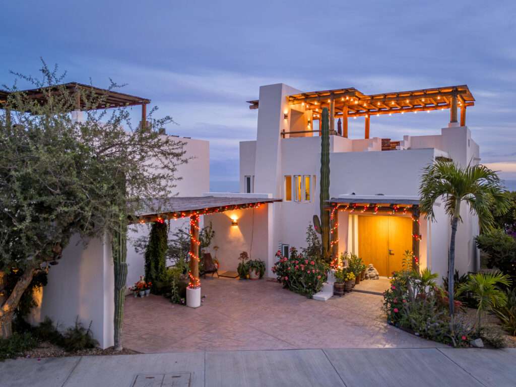 Los Cabos Blue Moon Located in the prestigious gated community of Pedregal, Villa De La Luz offers timeless Mexican Hacienda architecture combined with spacious living and exceptional comfort.This beautifully designed residence features expansive indoor and outdoor areas, ideal for both full-time living and entertaining. Bright interiors flow seamlessly to generous terraces, creating the perfect setting to enjoy Cabo's lifestyle.The home offers 6 en-suite bedrooms, a fully equipped kitchen, and thoughtfully designed living spaces. Outdoor amenities include a private swimming pool, jacuzzi, and BBQ area, providing an ideal environment for relaxation and gatherings.Include a two-car garage, ample storage, and access to Pedregal's exclusive amenities, including 24/7 security, beach and green areas. – LA VISTA 7 ARCH VIEW, Cabo Corridor, Cabo Corridor, BS
