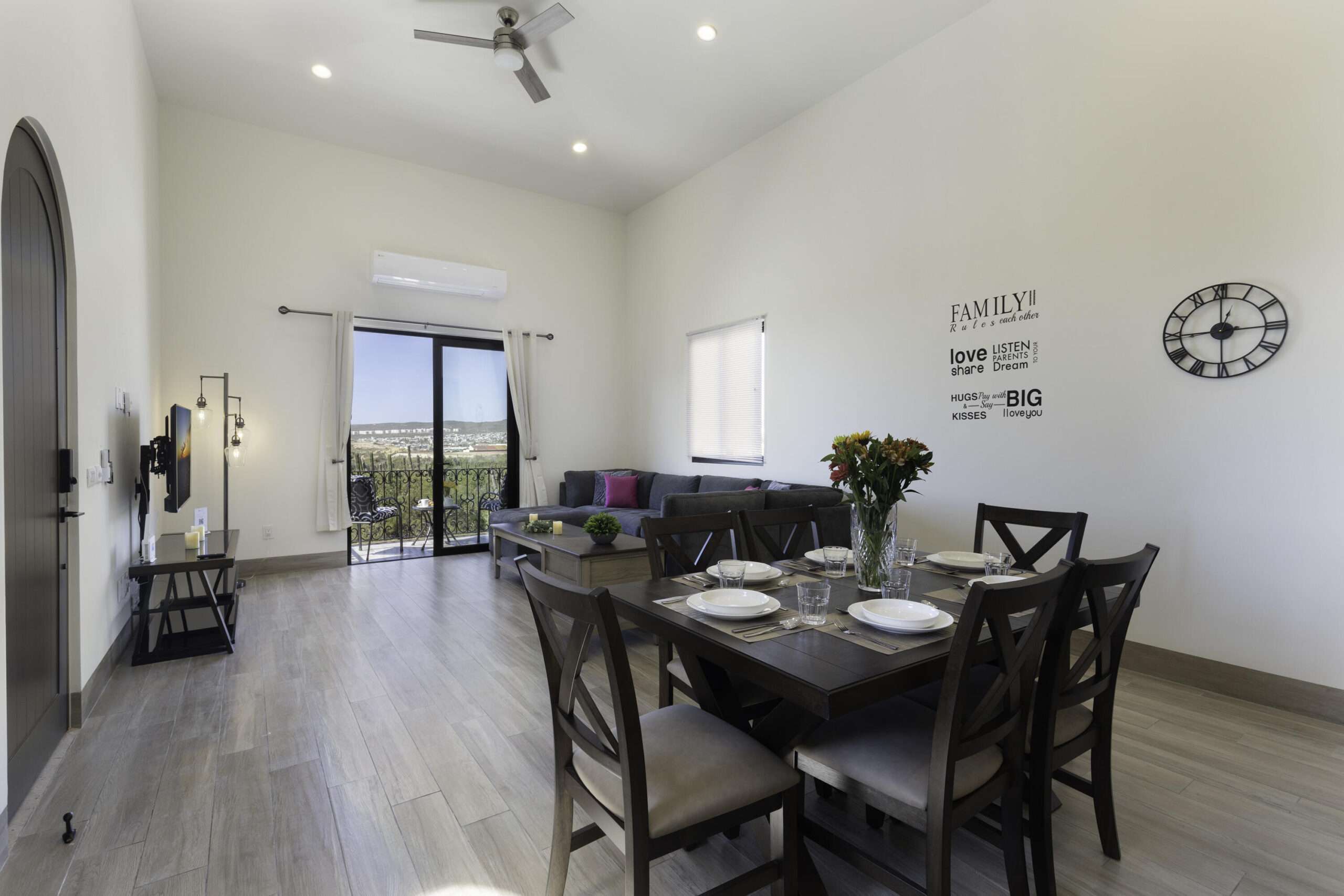 Los Cabos Mavila This fully furnished, turnkey 2-bed/2-bath condo in Mavila at Quivira sits on the second floor with high ceilings and direct for sale