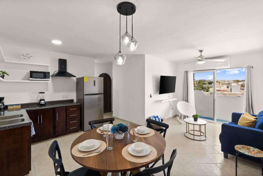Los Cabos Tramonti Welcome to Tramonti at Cabo San Lucas—home to this stunning 3-bed penthouse in the grand Duomo Tower, the community's largest and most prestigious building, built in 2023. Enjoy breathtaking ocean and city – Monserrat, Cabo San Lucas, BS