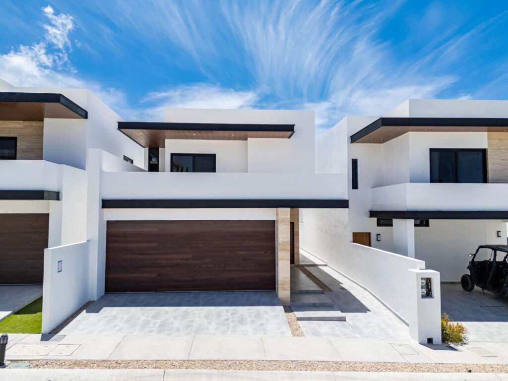 Los Cabos The Canyon Entre Piedras Welcome to The Canyon, San José del Cabo's only fully accessible master-planned community. This enclave of 39 Artigas-designed 4-bedroom homes offers three layout options, central air, four full baths, two-car carport, rooftop terrace with ocean for sale