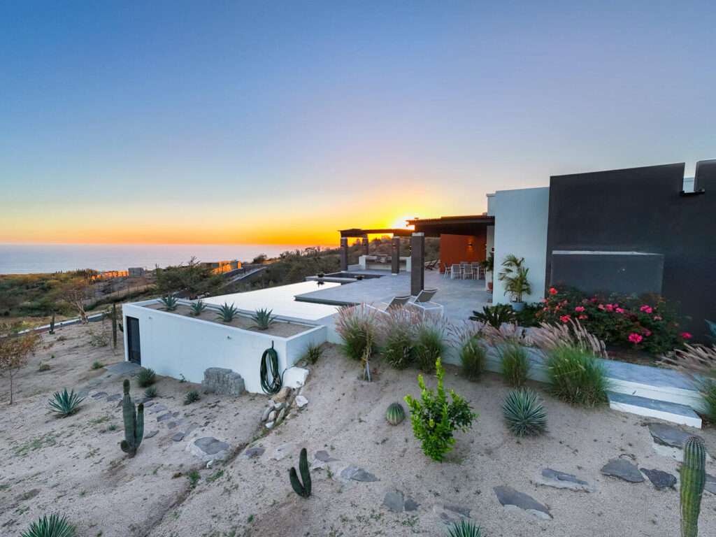 Los Cabos Blue Moon Located in the prestigious gated community of Pedregal, Villa De La Luz offers timeless Mexican Hacienda architecture combined with spacious living and exceptional comfort.This beautifully designed residence features expansive indoor and outdoor areas, ideal for both full-time living and entertaining. Bright interiors flow seamlessly to generous terraces, creating the perfect setting to enjoy Cabo's lifestyle.The home offers 6 en-suite bedrooms, a fully equipped kitchen, and thoughtfully designed living spaces. Outdoor amenities include a private swimming pool, jacuzzi, and BBQ area, providing an ideal environment for relaxation and gatherings.Include a two-car garage, ample storage, and access to Pedregal's exclusive amenities, including 24/7 security, beach and green areas. – Rolling Hills Casa 16 Blk 26, Pacific, BS