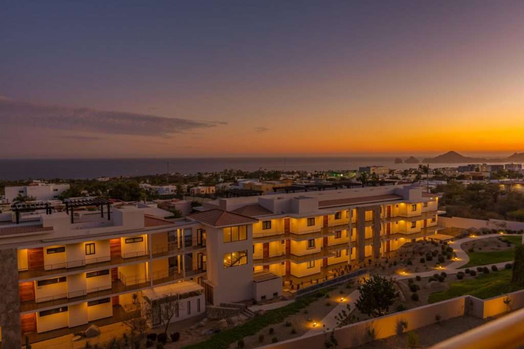 Los Cabos Tramonti Turnkey 3rd-floor condo with ocean – Via Paloma, Cabo Corridor, BS