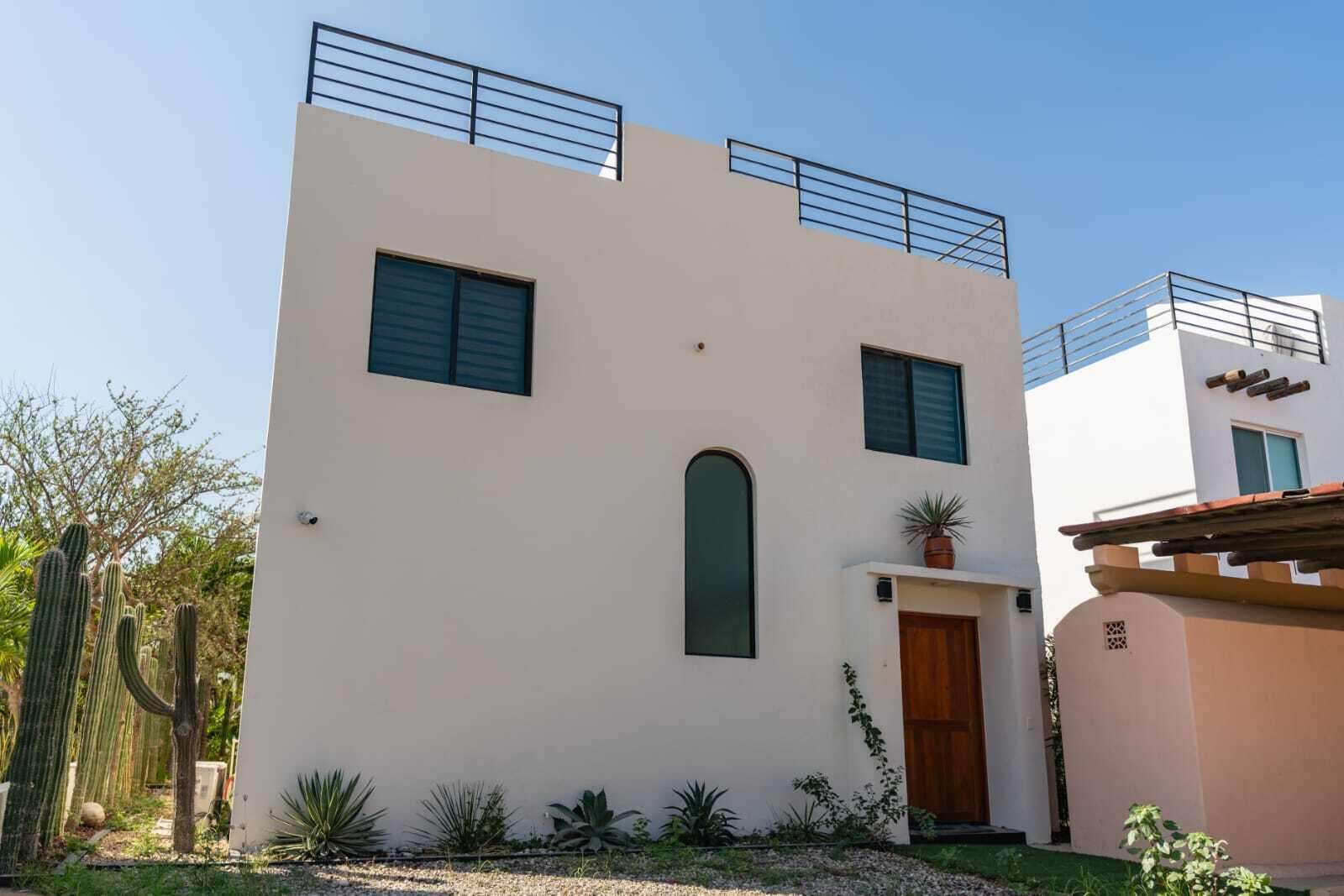 Los Cabos El Tule-Inland:General Pre-construction residence in Rancho Los Tules, Los Cabos. Features 4 bedrooms, each with a full bathroom and walk-in closet, offering privacy and comfort. Enjoy ocean for sale