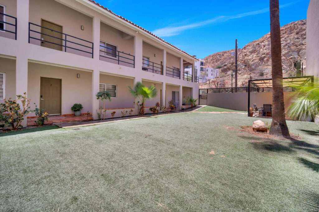 Los Cabos Centro Rare opportunity to own a fully furnished 2 bedroom, 2 bathroom condo in a four plex, a property type rarely available in Cabo San Lucas. Ideally located just a 5 minute walk to downtown, the marina, restaurants, shopping, and nearby beaches. This well maintained residence offers a unique boutique style living experience, providing privacy and charm unlike larger condominium developments. With excellent rental income potential, it is perfect as a vacation home, full time residence, or investment property. One of four individual units available for purchase separately, or all four units can be acquired together for a rare multi unit investment opportunity. Motivated – Loma Alta, Cabo San Lucas, BS